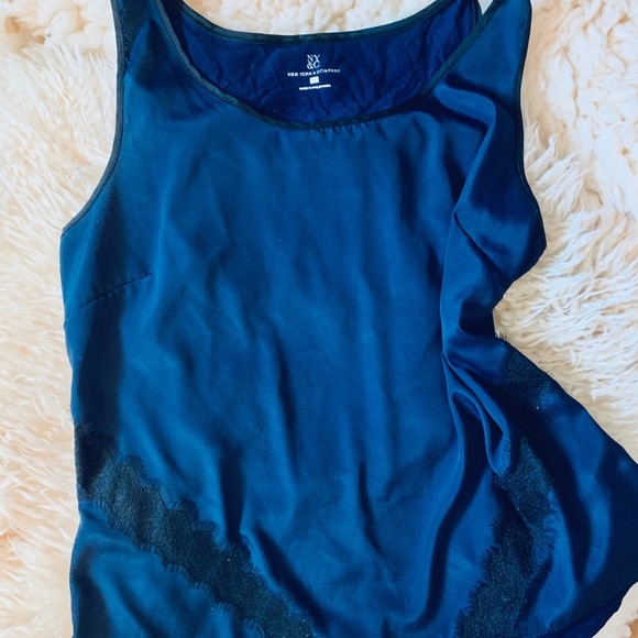 Blouse, sleeveless-New York & Company - Picture 1 of 3